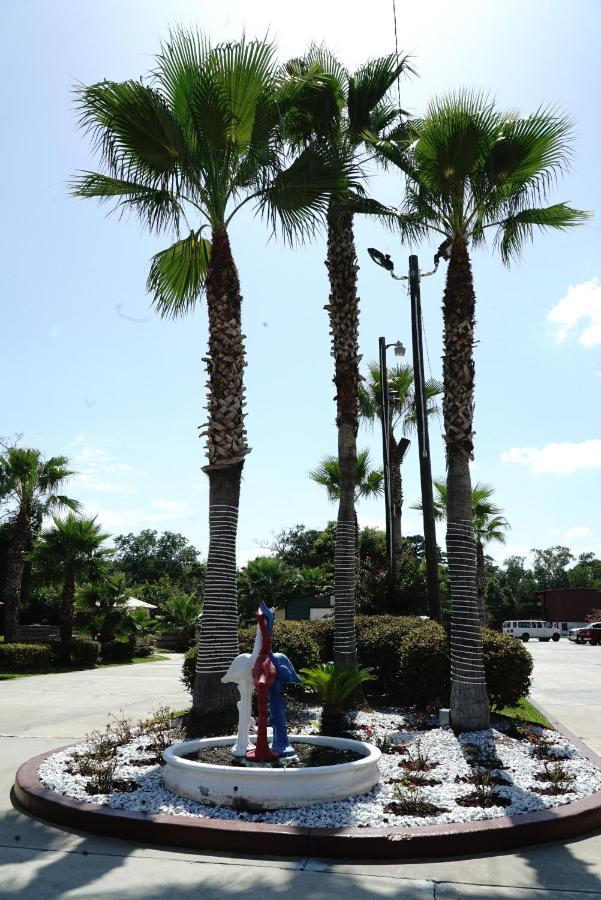Savannah Inn And Suites Savannah Port Area Zewnętrze zdjęcie