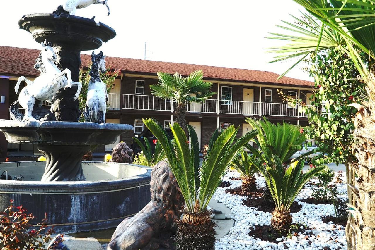 Savannah Inn And Suites Savannah Port Area Zewnętrze zdjęcie