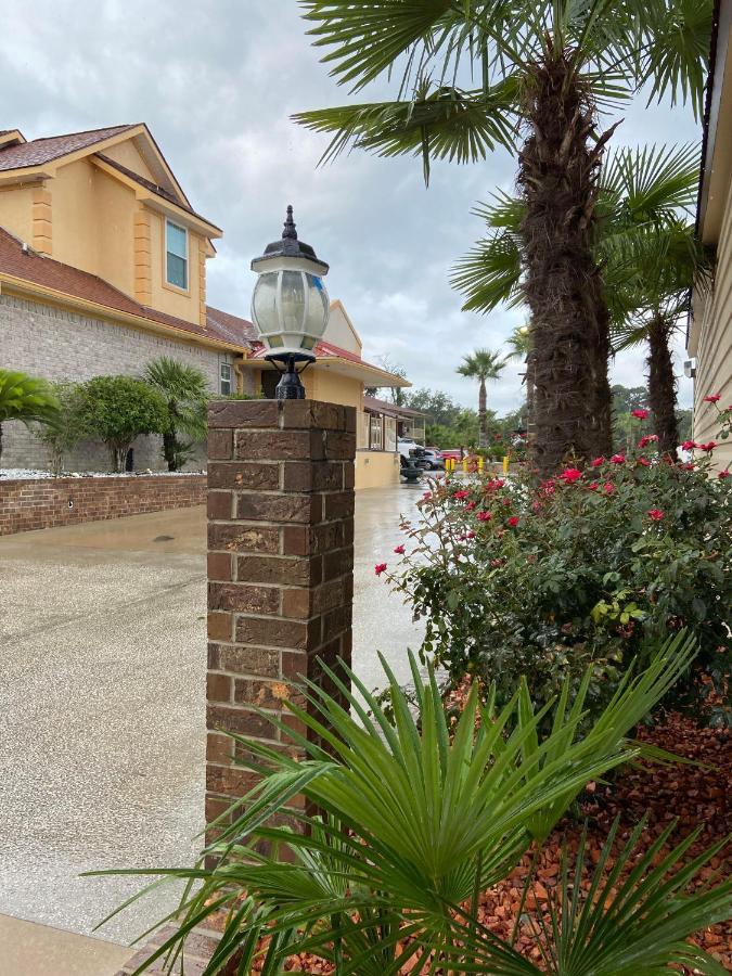 Savannah Inn And Suites Savannah Port Area Zewnętrze zdjęcie