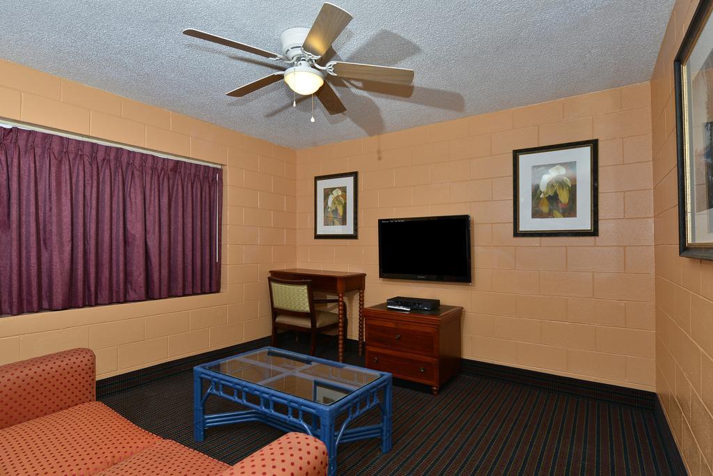 Savannah Inn And Suites Savannah Port Area Pokój zdjęcie