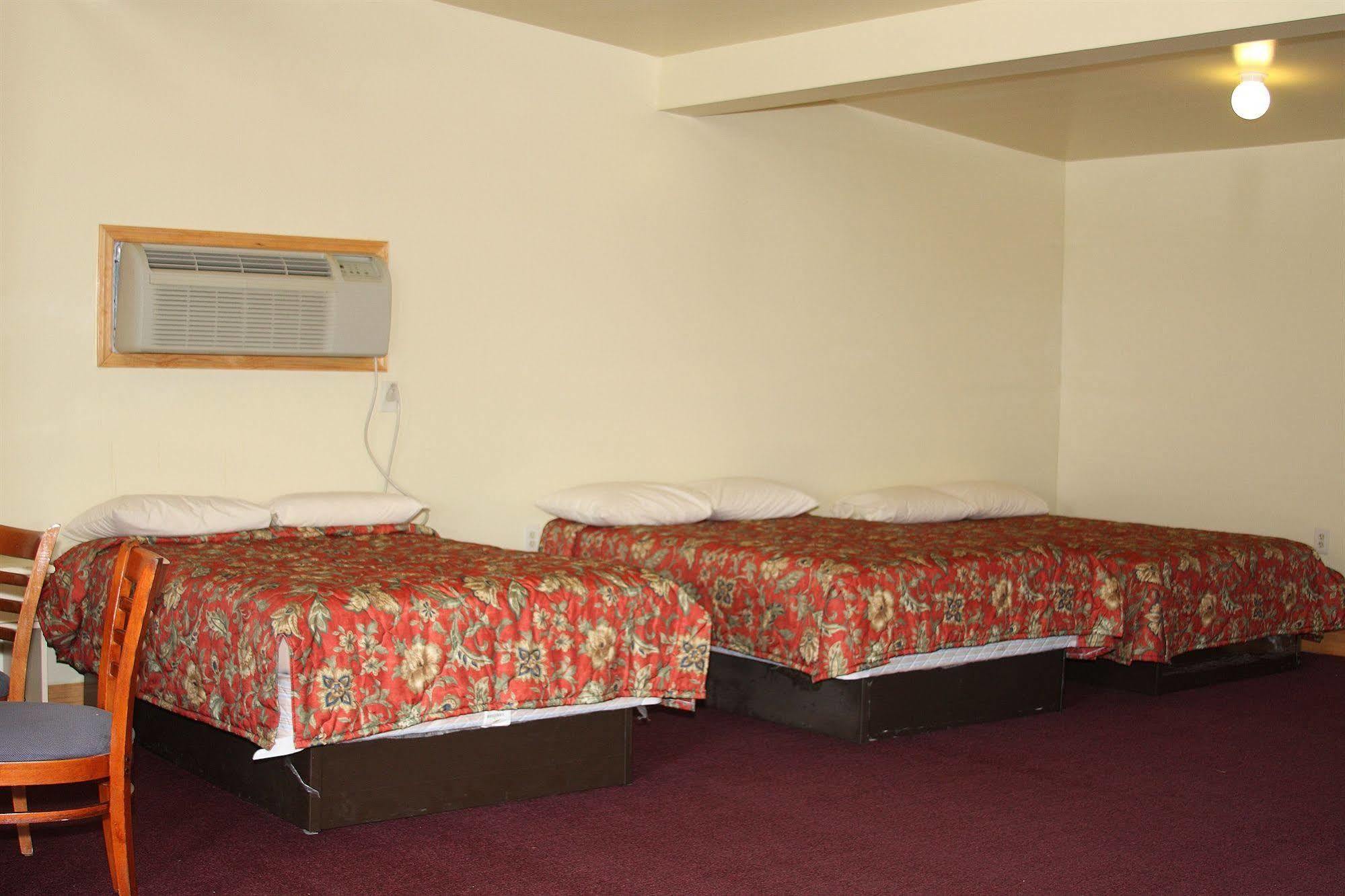 Savannah Inn And Suites Savannah Port Area Zewnętrze zdjęcie
